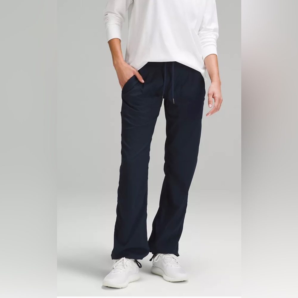 Lululemon Dance Studio Mid-Rise Pant Full Length in Navy Blue, Size 6